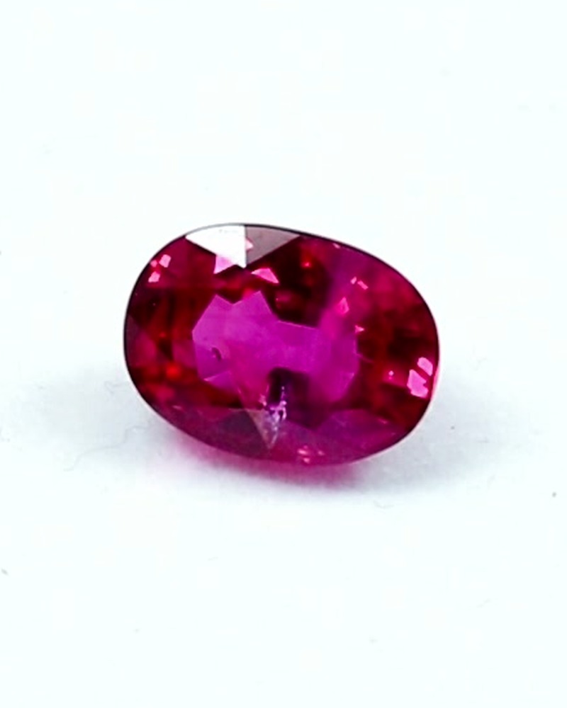 6.06ct Ruby · Oval Cut